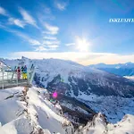 Viktoria-leukerbad-therme ホテル