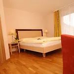 Viktoria-leukerbad-therme ホテル 3*