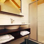 ホテル Viktoria-leukerbad-therme 3*