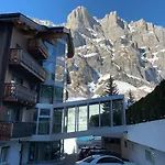 ホテル Viktoria-leukerbad-therme 3*
