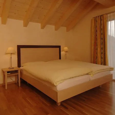 מלון Viktoria-leukerbad-therme 3*