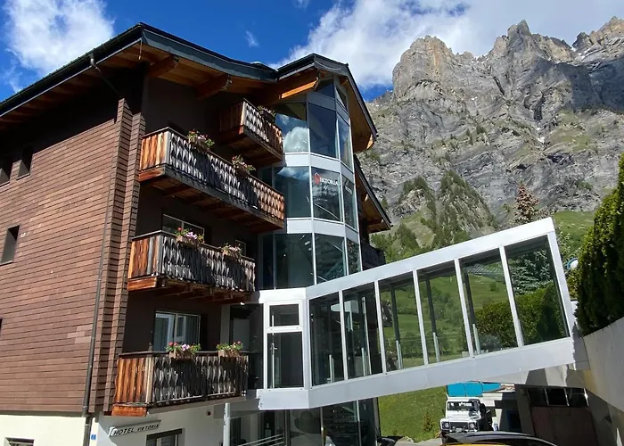 Viktoria-leukerbad-therme 3*