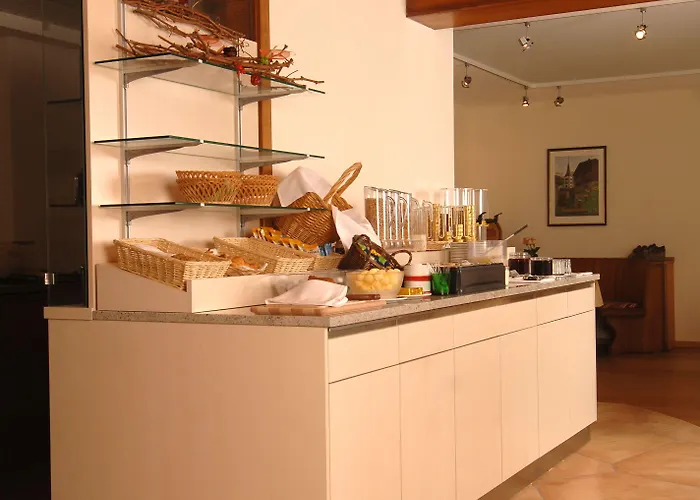 Отель Viktoria-leukerbad-therme 3*