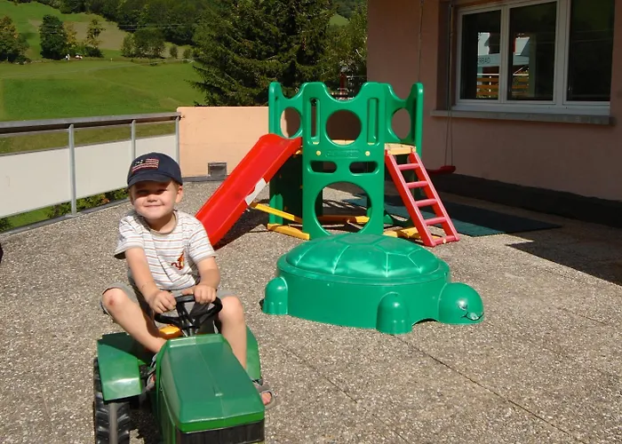 Viktoria-leukerbad-therme Отель 3*