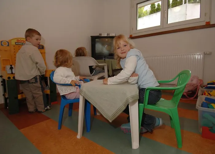 Viktoria-leukerbad-therme Отель