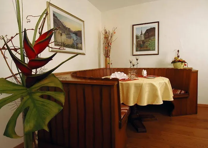 Отель Viktoria-leukerbad-therme 3*